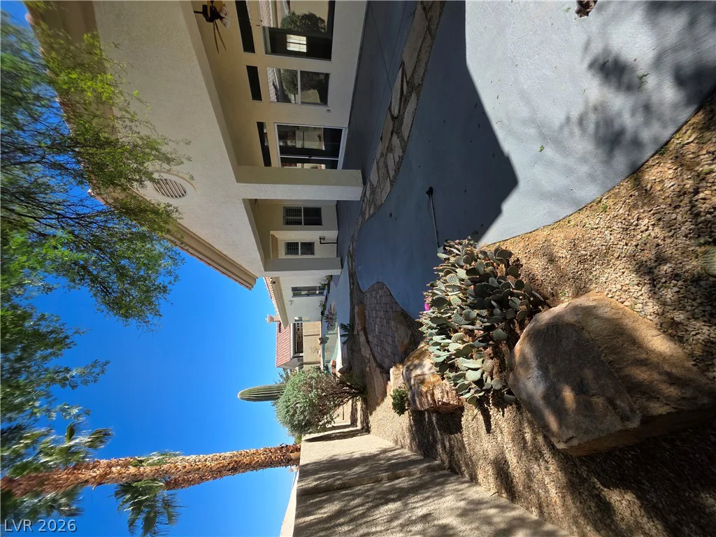 7430 Bisonwood, Las Vegas, NV 89131