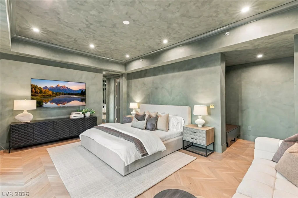 1 Hughes Center Drive, Las Vegas, NV 89169