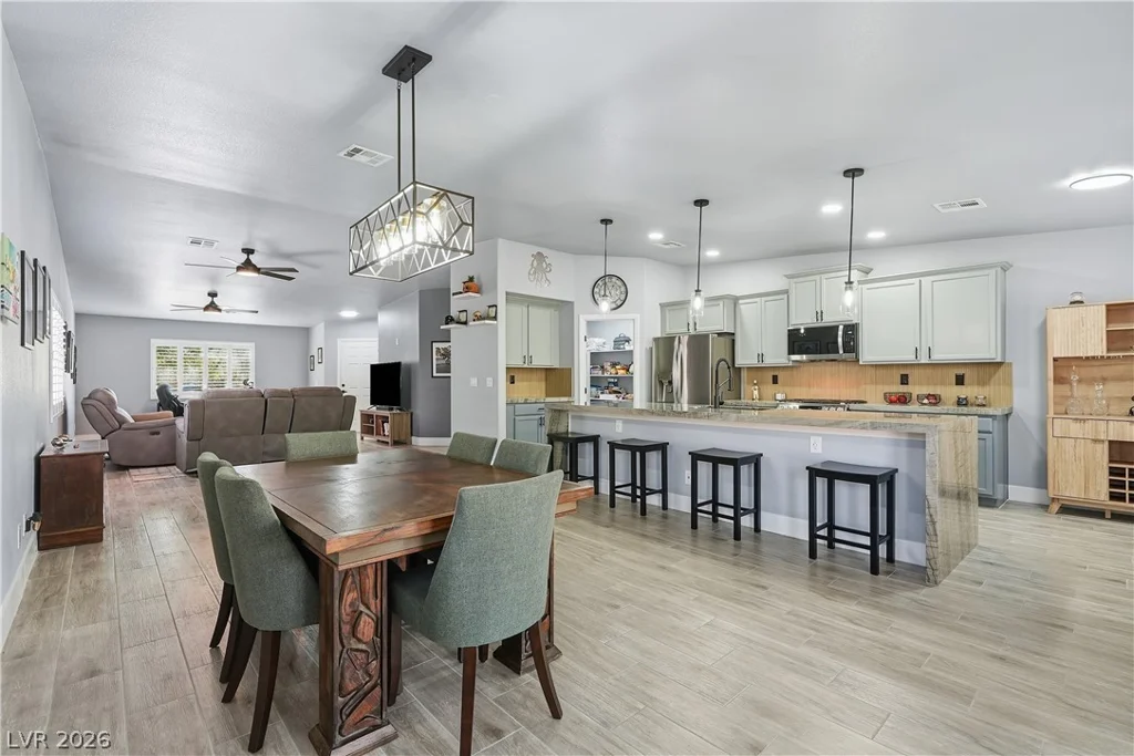 8018 Rushmore, Las Vegas, NV 89131