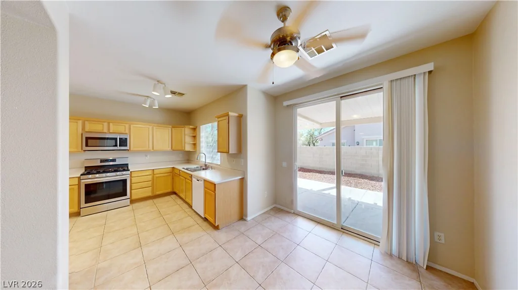 5123 Opal Crest, Las Vegas, NV 89131