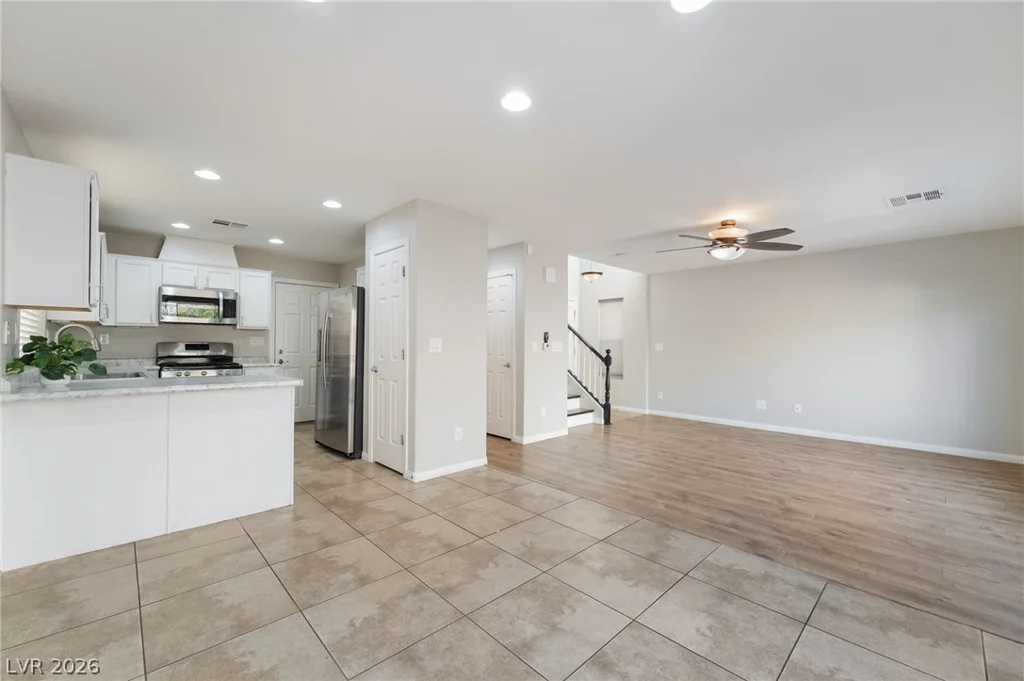 7954 Carmel Heights, Las Vegas, NV 89178