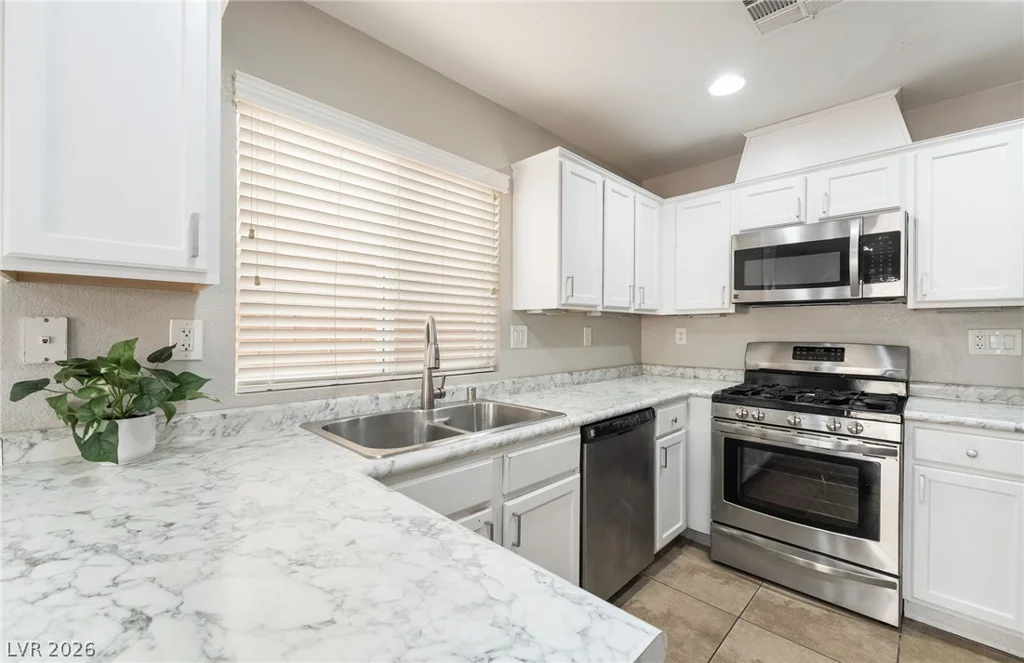 7954 Carmel Heights, Las Vegas, NV 89178