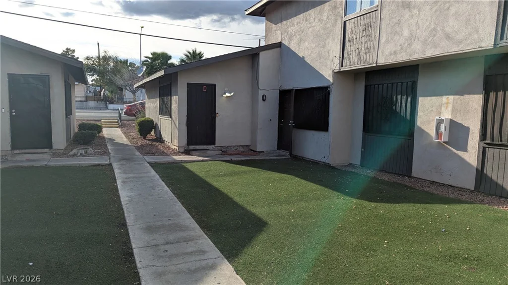 220 Bruce, Las Vegas, NV 89101