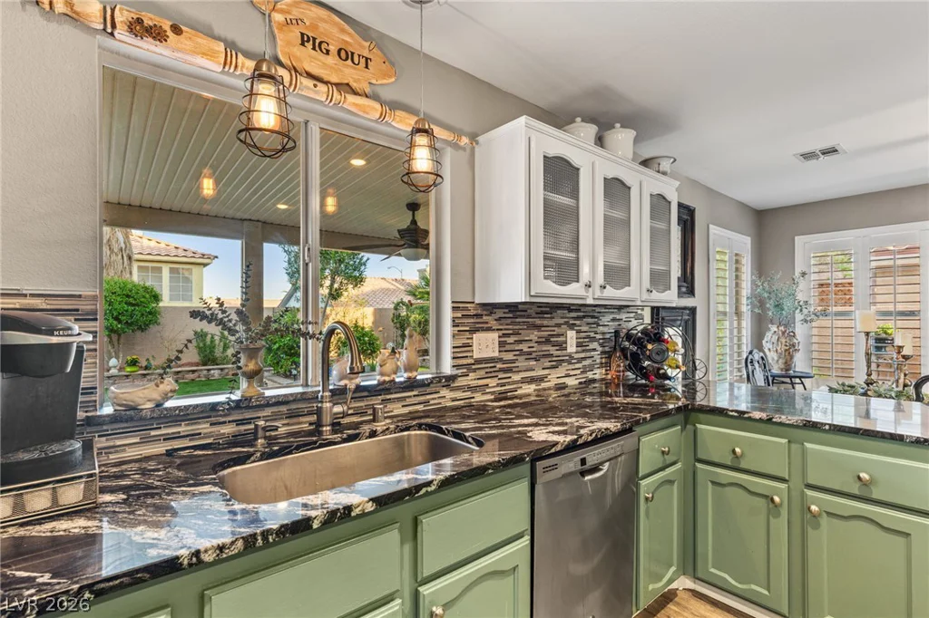 3950 Candleglow, Las Vegas, NV 89147