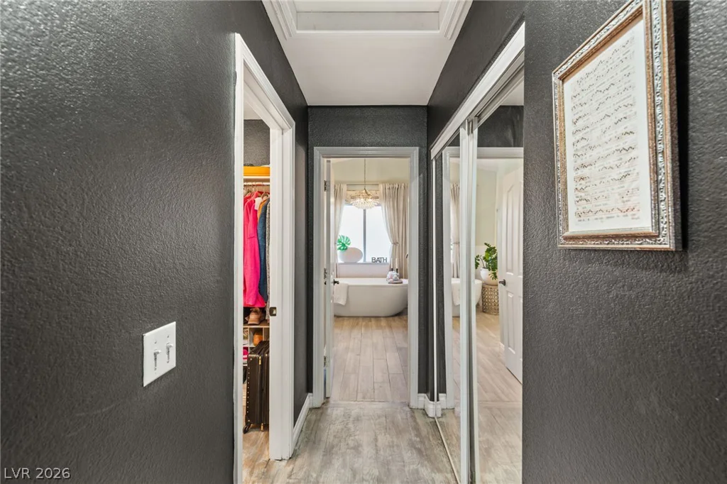 3950 Candleglow, Las Vegas, NV 89147