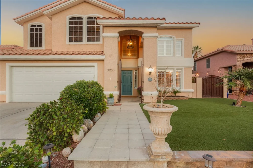 3950 Candleglow, Las Vegas, NV 89147