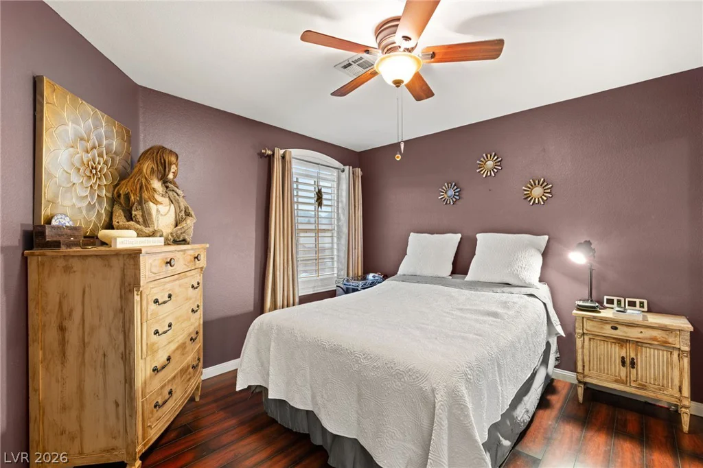 3950 Candleglow, Las Vegas, NV 89147