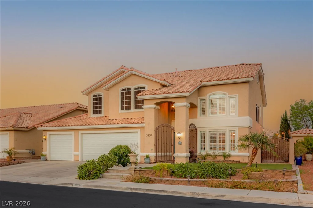 3950 Candleglow, Las Vegas, NV 89147