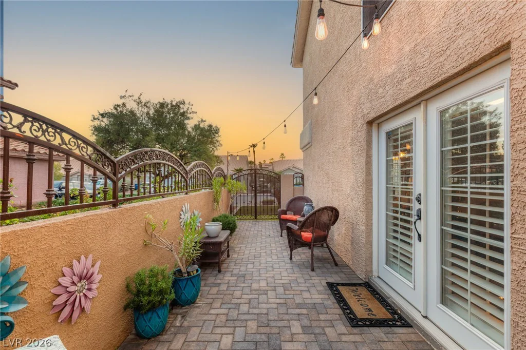 3950 Candleglow, Las Vegas, NV 89147