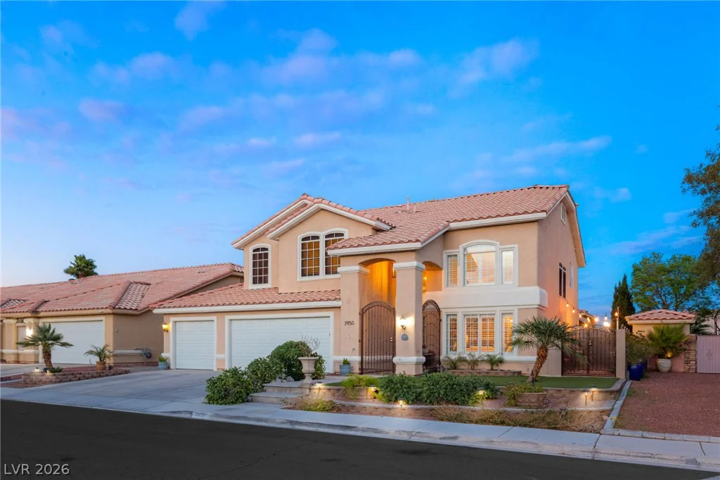 3950 Candleglow, Las Vegas, NV 89147
