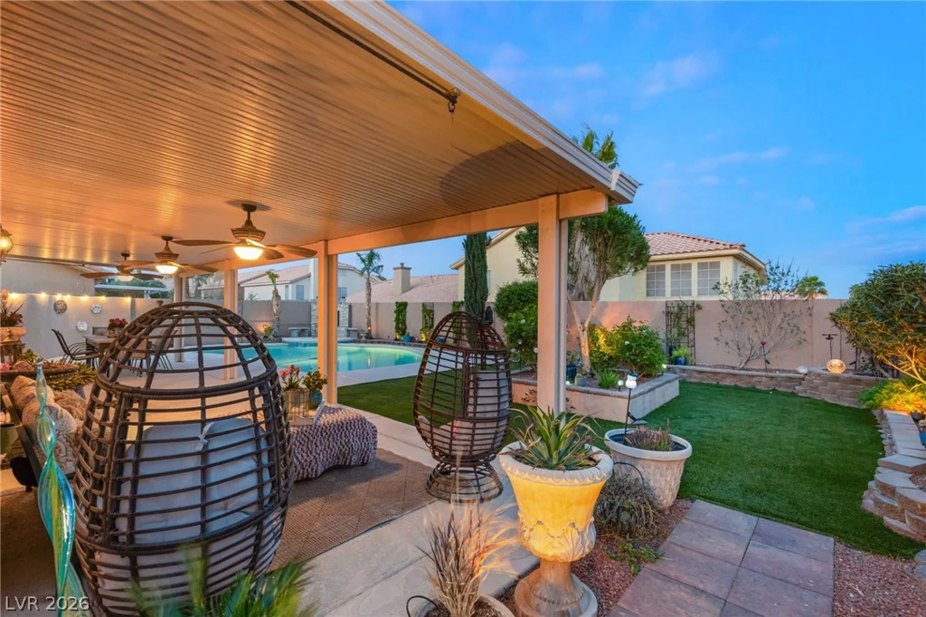 3950 Candleglow, Las Vegas, NV 89147
