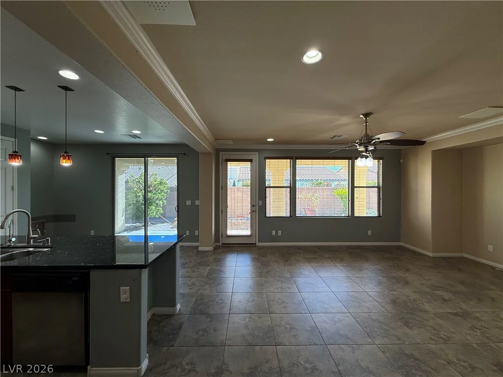 4327 Oasis Hill, North Las Vegas, NV 89085