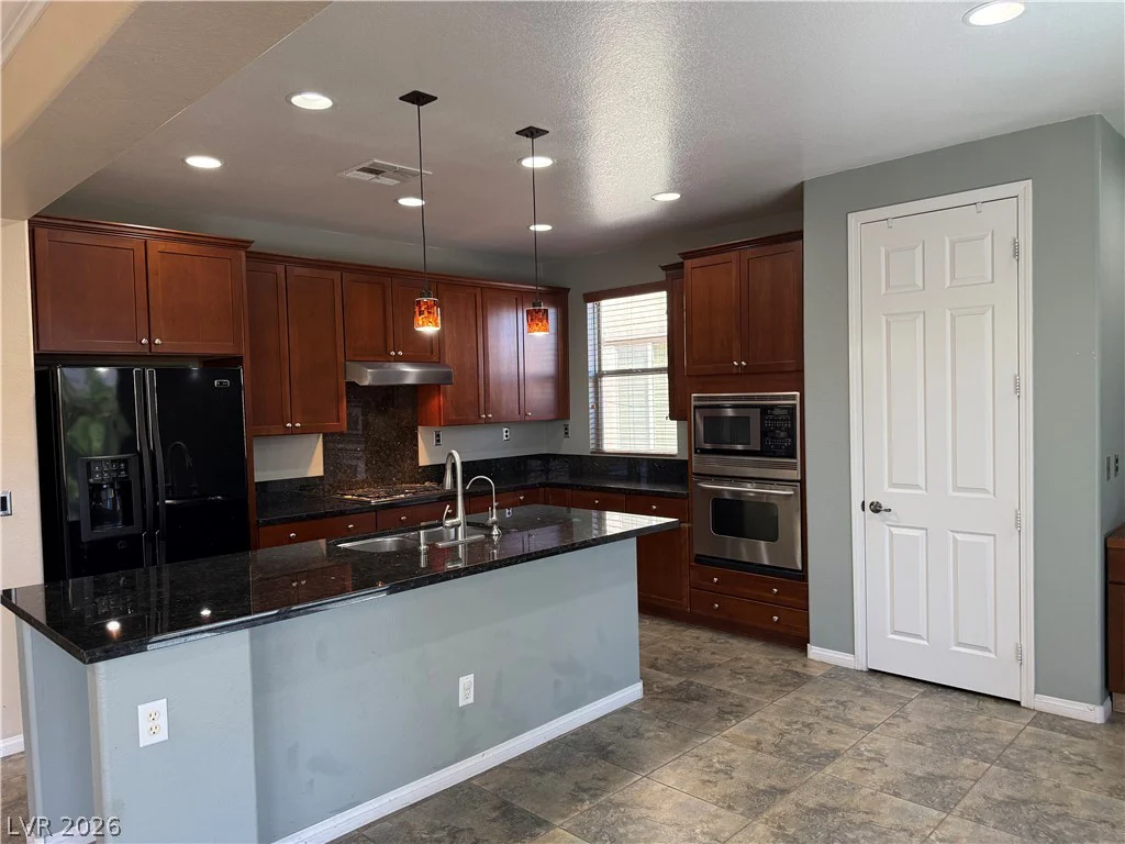 4327 Oasis Hill, North Las Vegas, NV 89085