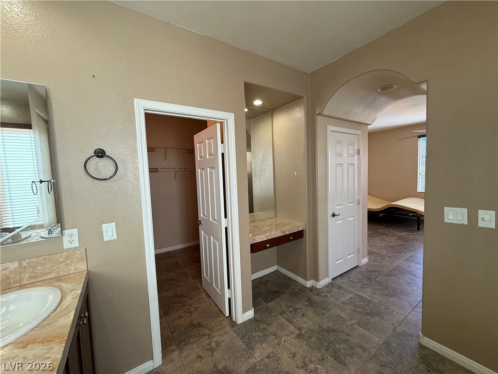 4327 Oasis Hill, North Las Vegas, NV 89085