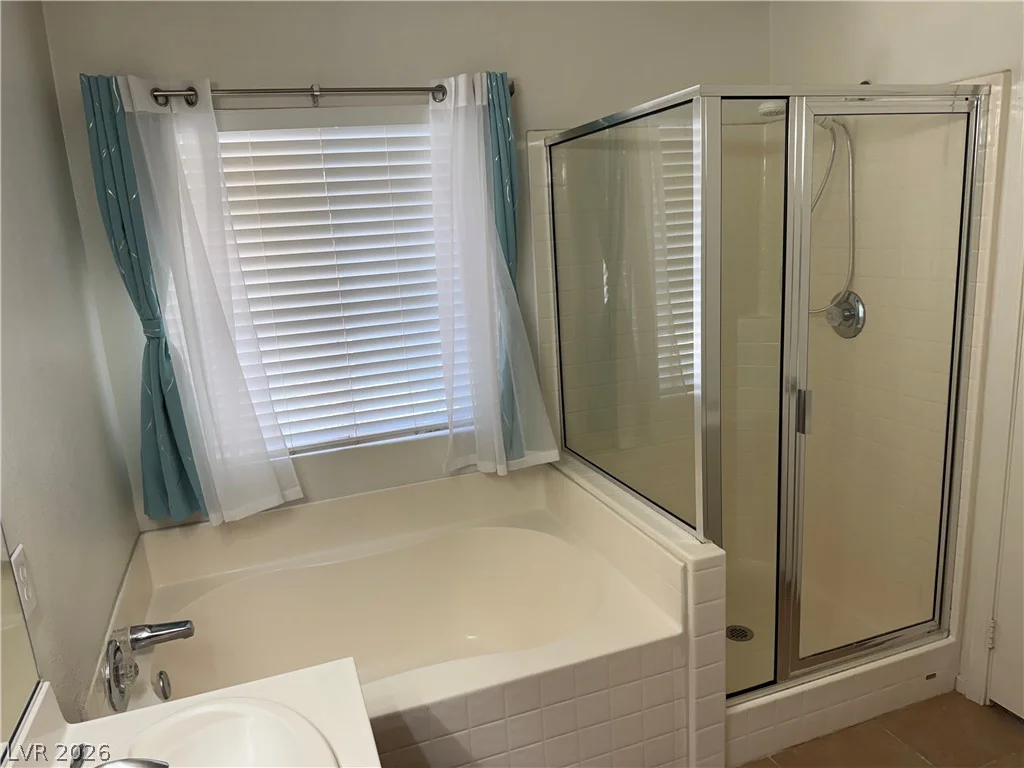 2427 White Sails, North Las Vegas, NV 89031