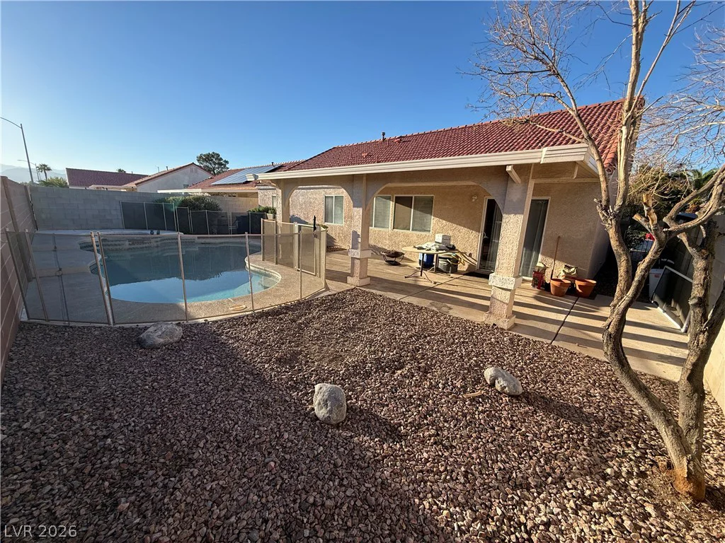 2427 White Sails, North Las Vegas, NV 89031