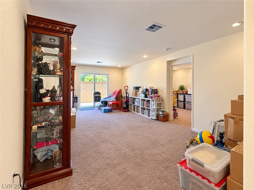 9822 Lone Canary, Las Vegas, NV 89141