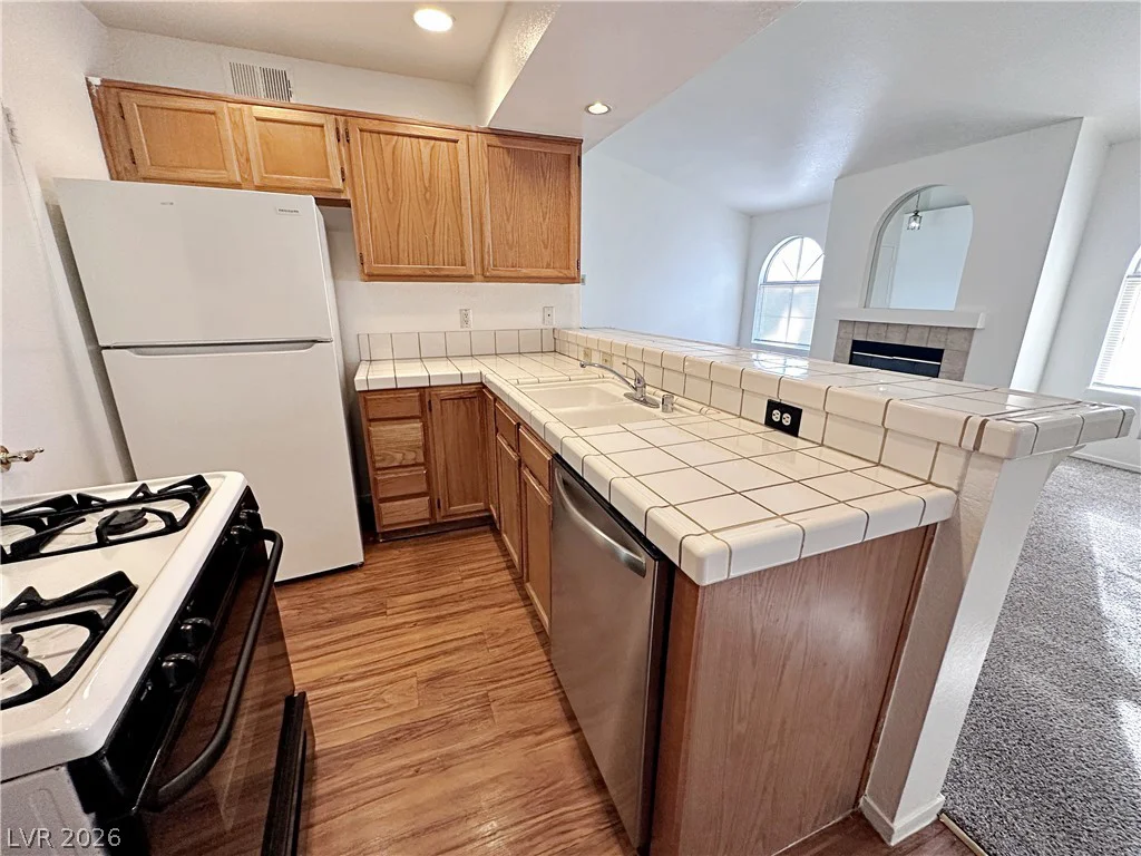7570 Flamingo, Las Vegas, NV 89147
