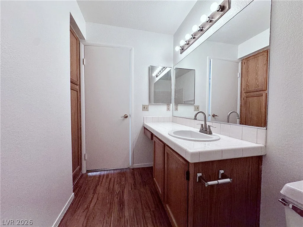 7570 Flamingo, Las Vegas, NV 89147