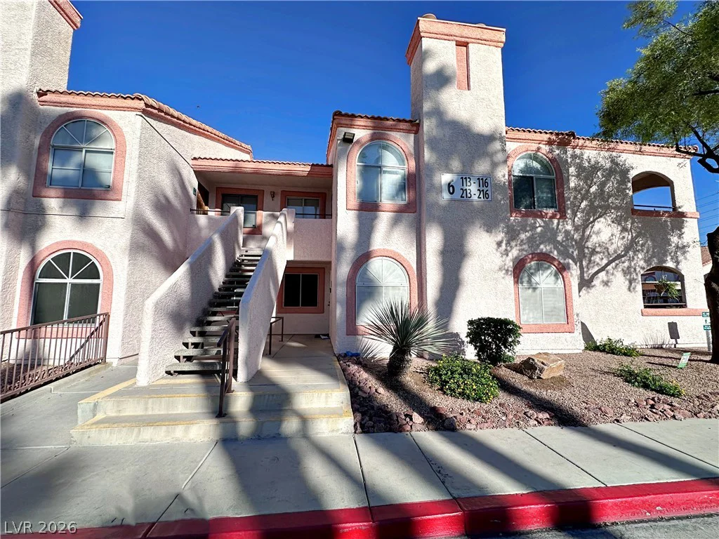 7570 Flamingo, Las Vegas, NV 89147