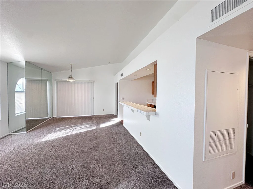 7570 Flamingo, Las Vegas, NV 89147
