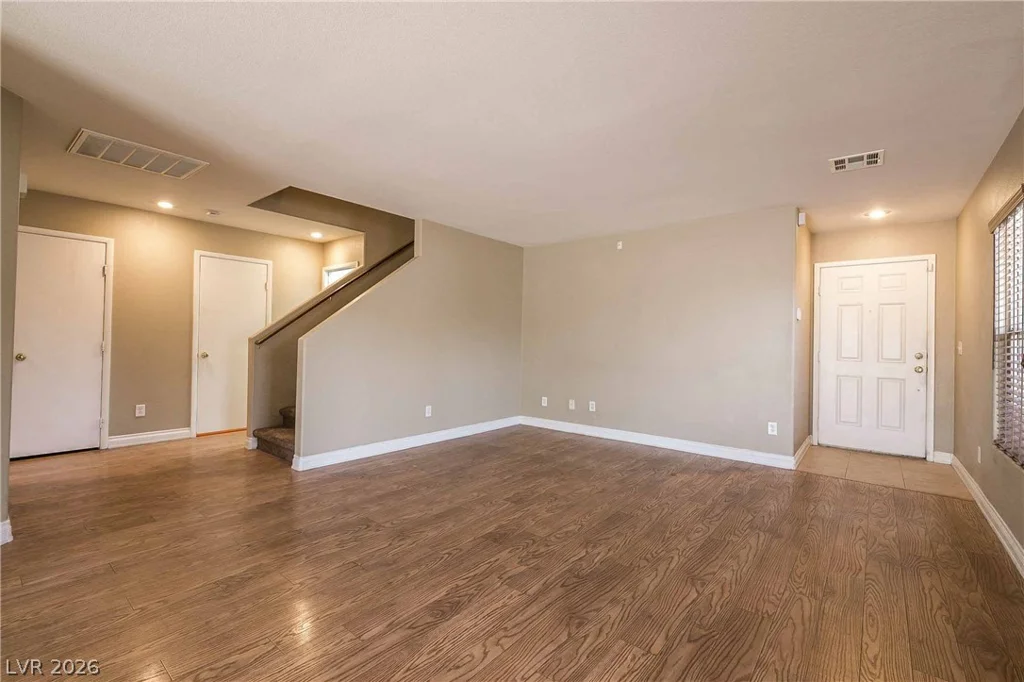 7548 Bear River, Las Vegas, NV 89139