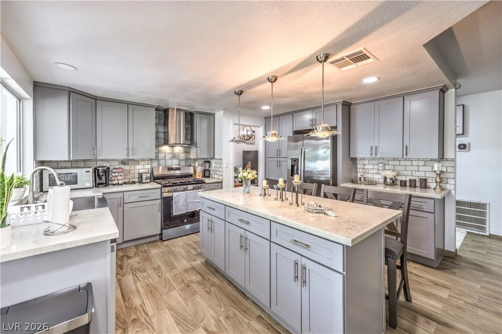 5620 Indian Ridge, North Las Vegas, NV 89031