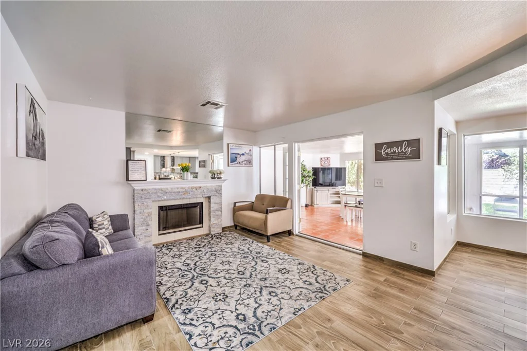 5620 Indian Ridge, North Las Vegas, NV 89031