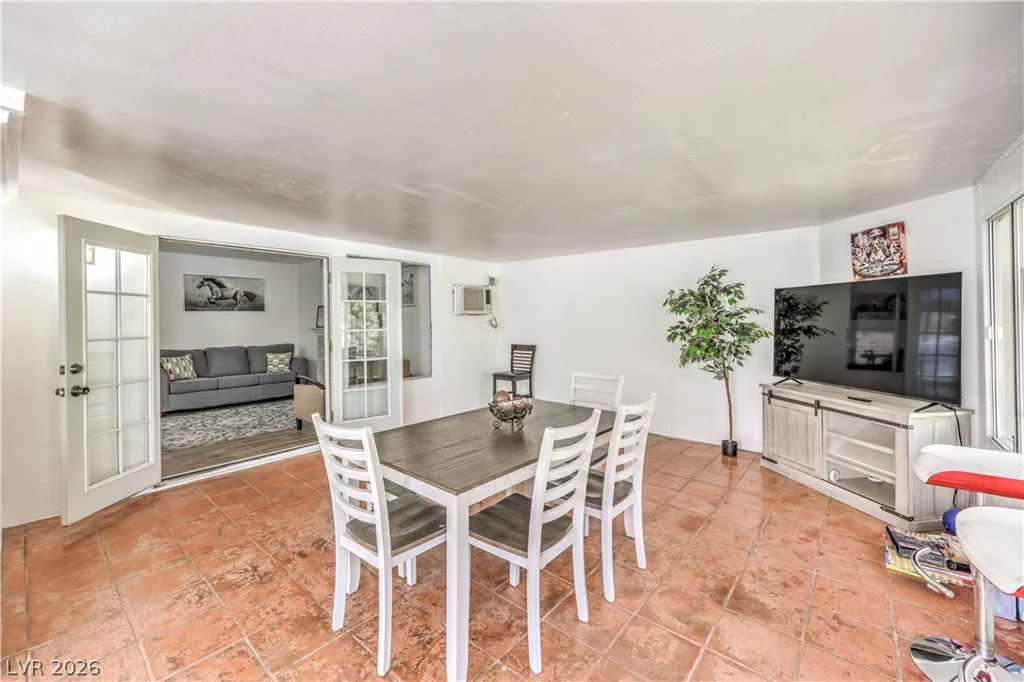 5620 Indian Ridge, North Las Vegas, NV 89031