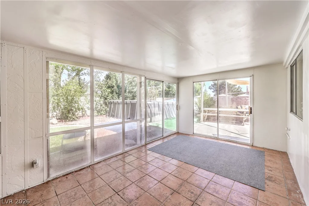 5620 Indian Ridge, North Las Vegas, NV 89031