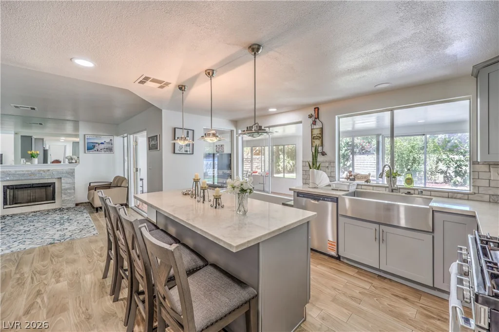 5620 Indian Ridge, North Las Vegas, NV 89031