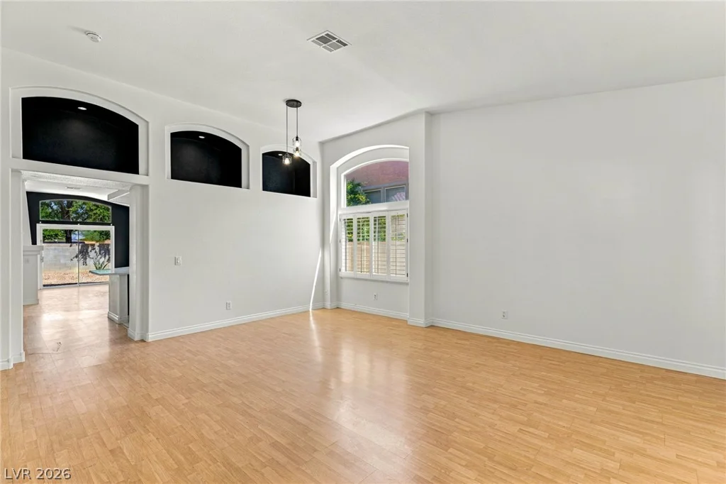 9116 Dove River, Las Vegas, NV 89134