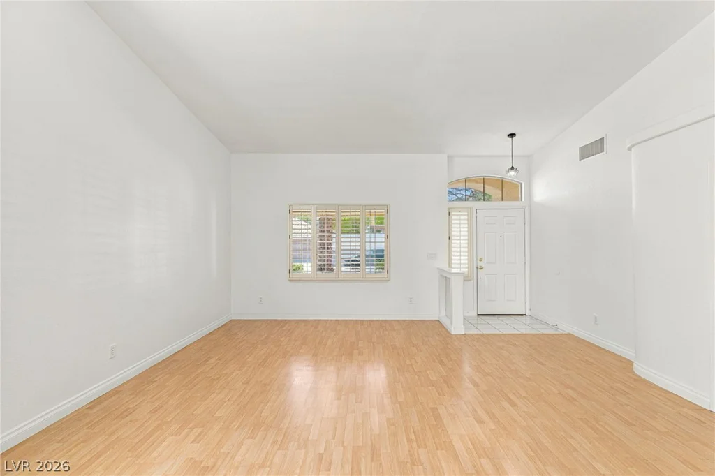 9116 Dove River, Las Vegas, NV 89134