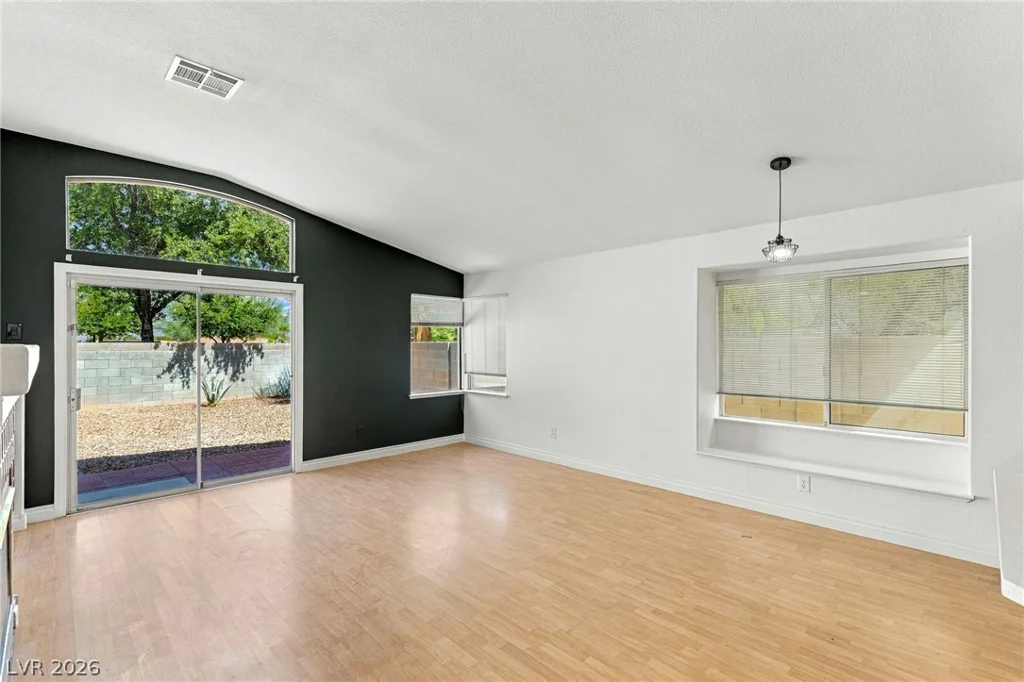 9116 Dove River, Las Vegas, NV 89134