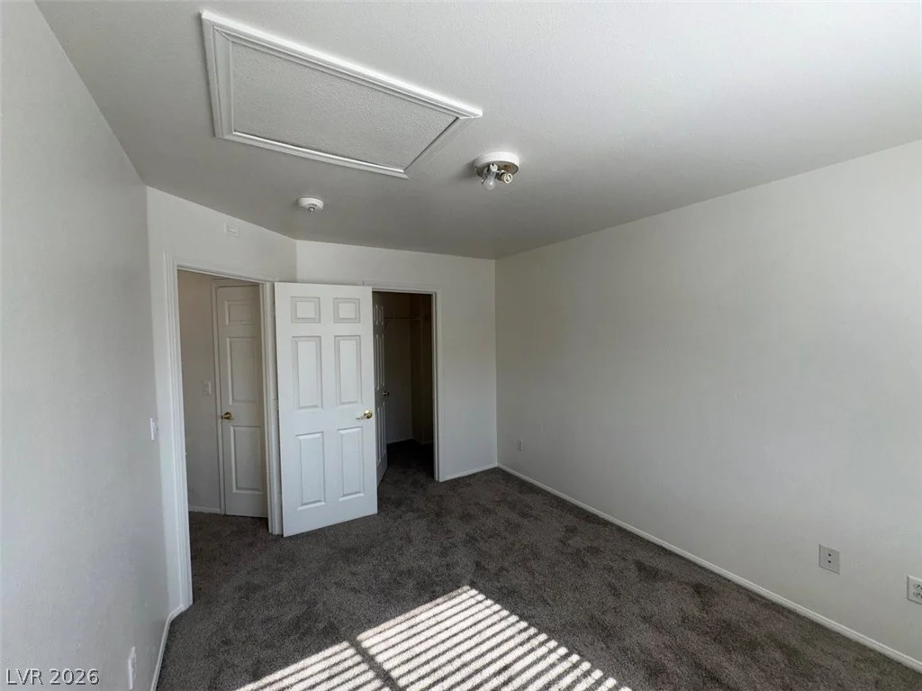 7633 Rainbow Cove, Las Vegas, NV 89131