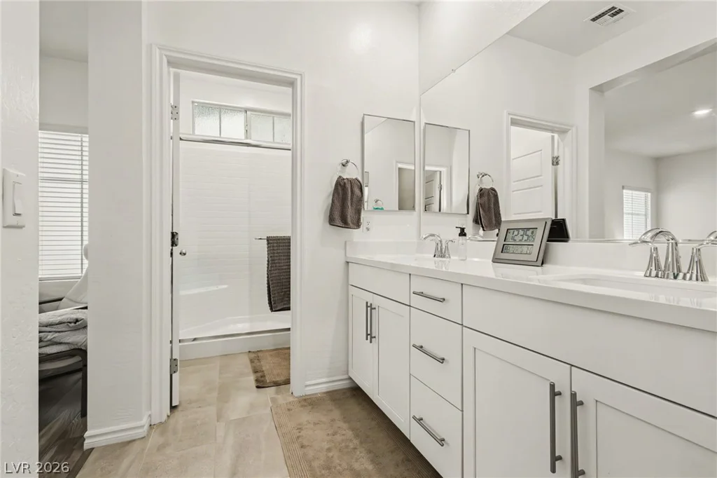 600 Carriage Hill, Las Vegas, NV 89138