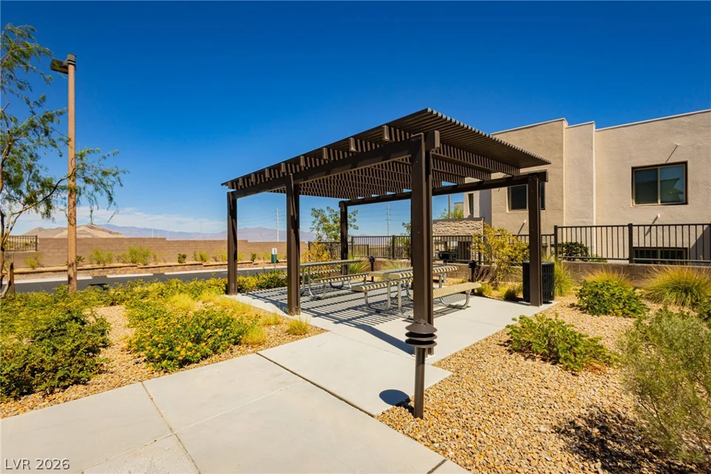 600 Carriage Hill, Las Vegas, NV 89138