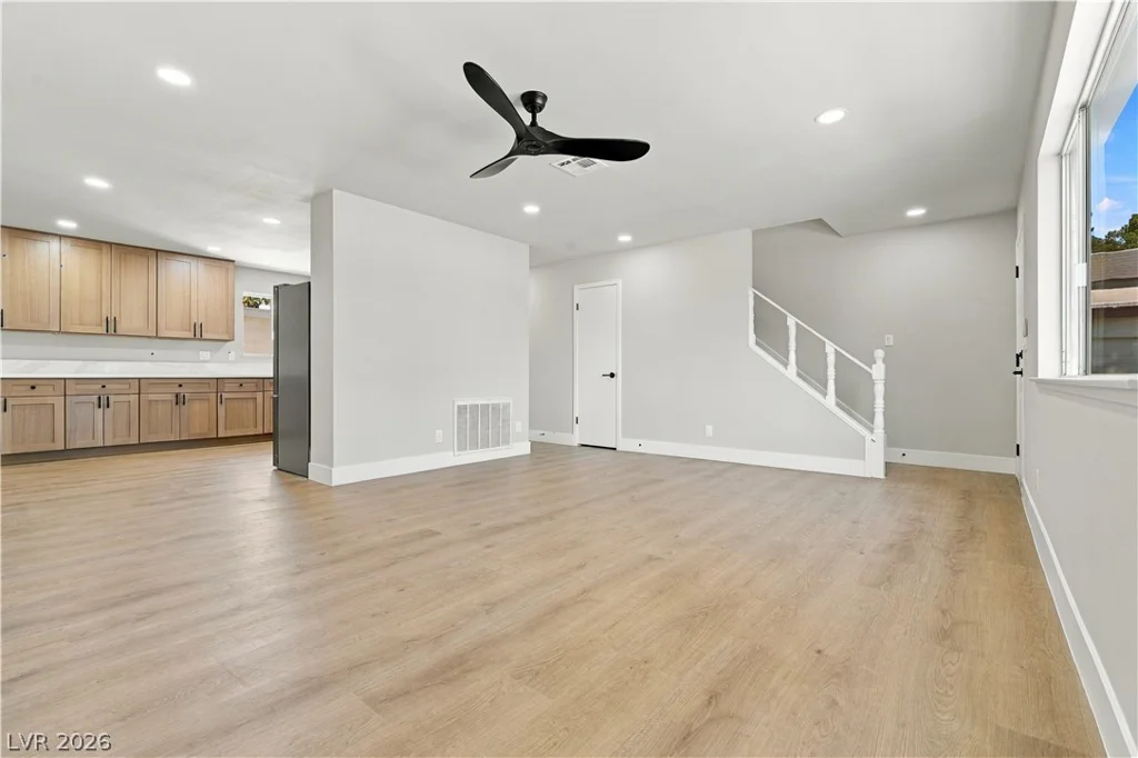 727 Greenbriar Townhouse, Las Vegas, NV 89121
