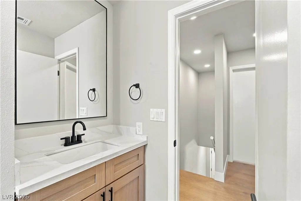 727 Greenbriar Townhouse, Las Vegas, NV 89121