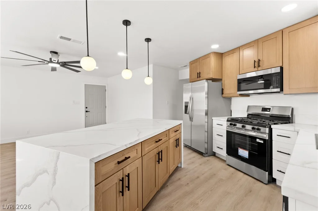 4736 Newton, Las Vegas, NV 89121