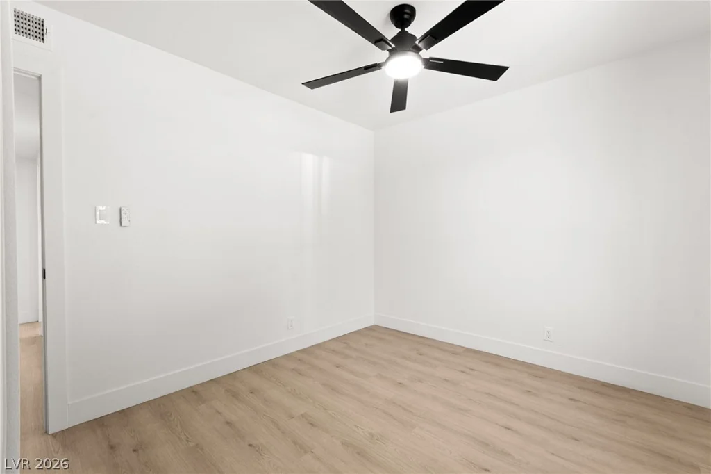 4736 Newton, Las Vegas, NV 89121