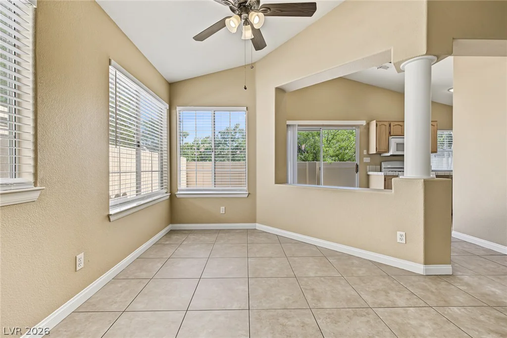 1816 Glenwillow, Las Vegas, NV 89117