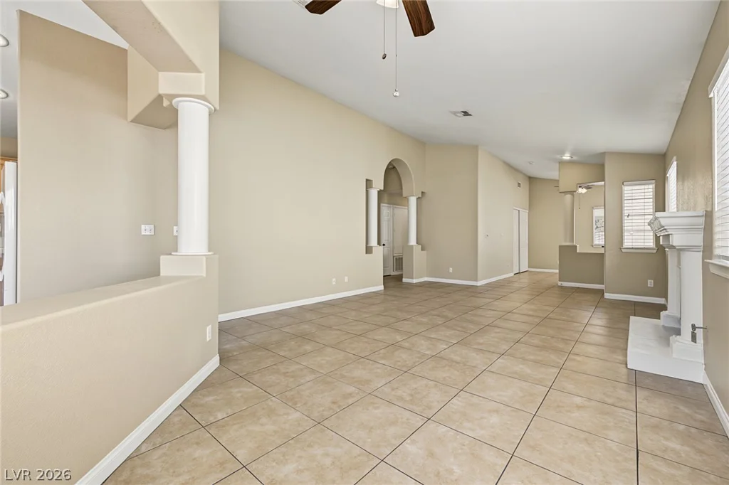 1816 Glenwillow, Las Vegas, NV 89117