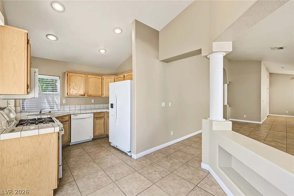 1816 Glenwillow, Las Vegas, NV 89117