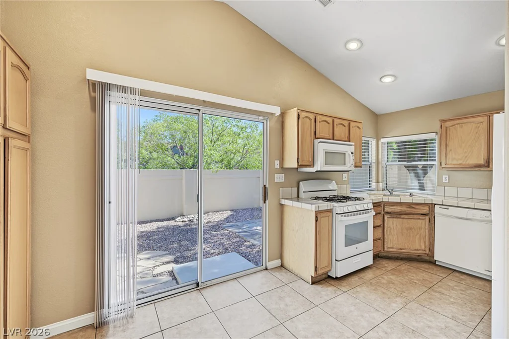 1816 Glenwillow, Las Vegas, NV 89117