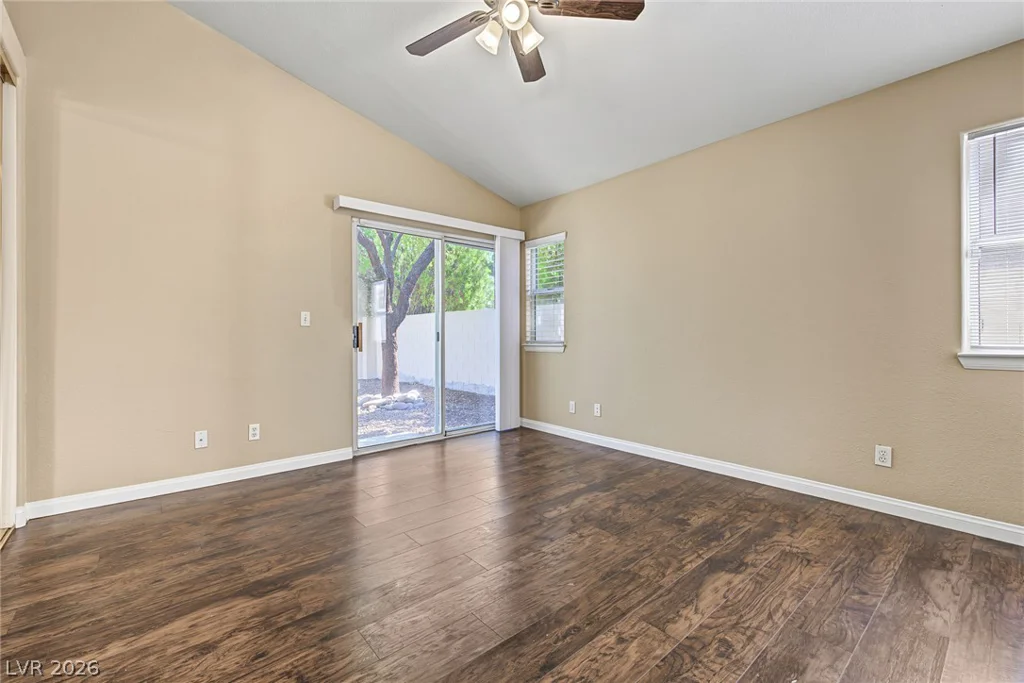 1816 Glenwillow, Las Vegas, NV 89117