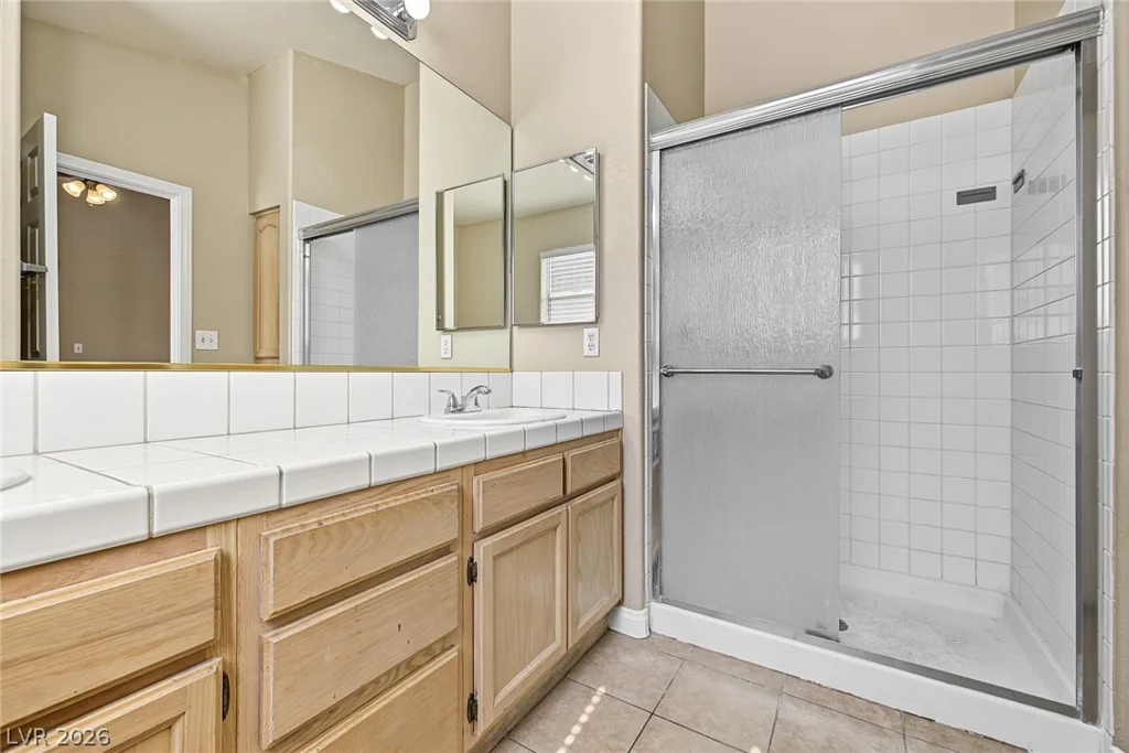 1816 Glenwillow, Las Vegas, NV 89117