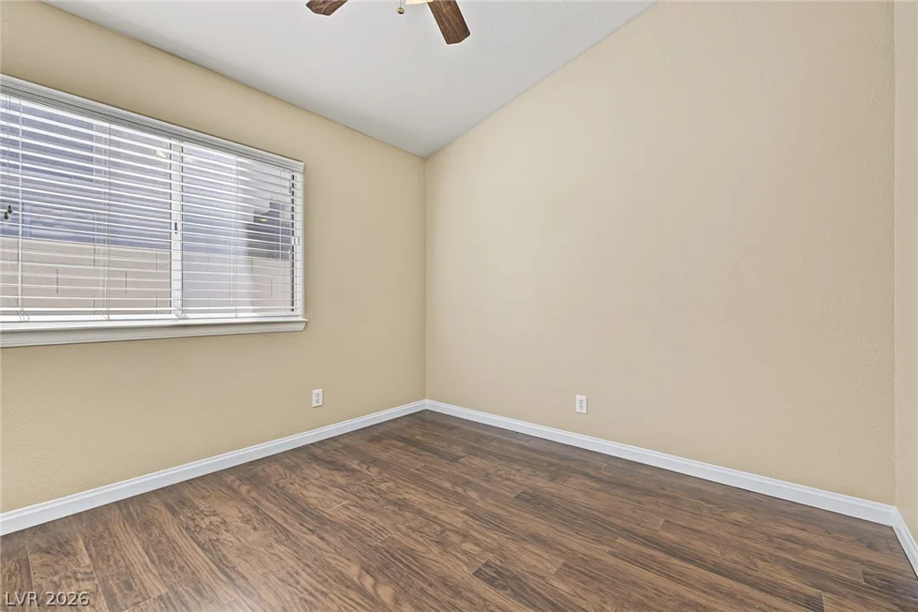1816 Glenwillow, Las Vegas, NV 89117