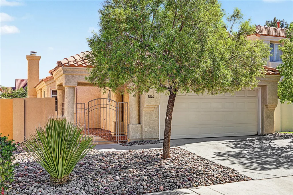 1816 Glenwillow, Las Vegas, NV 89117