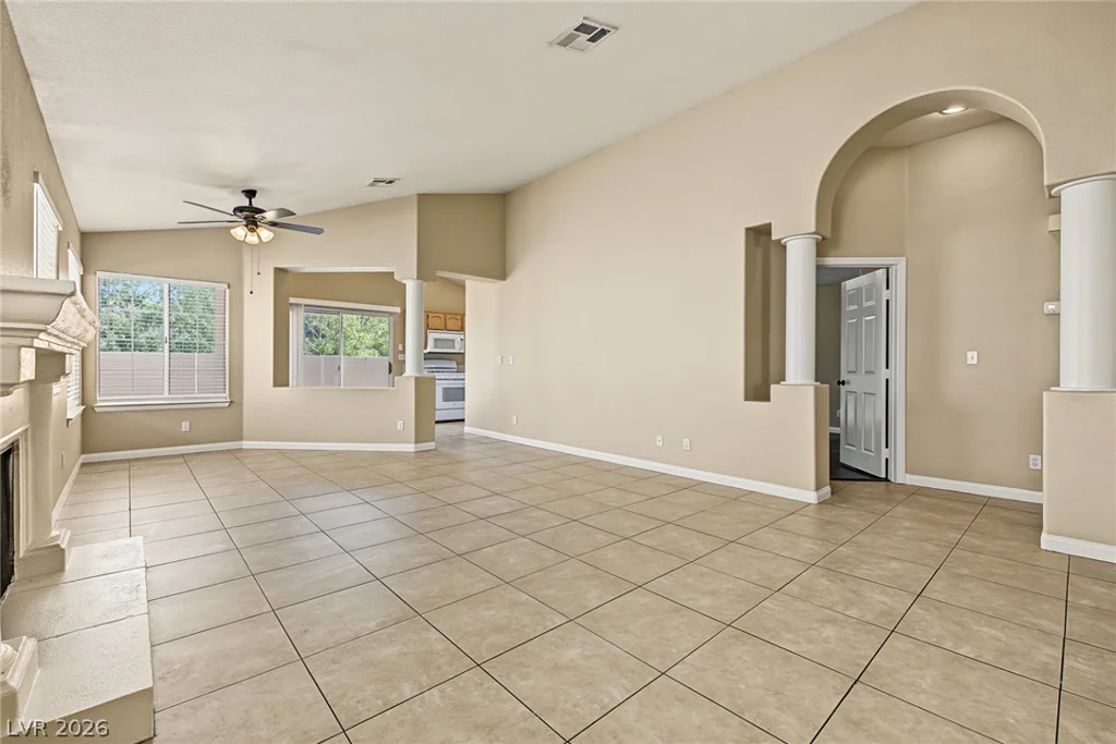 1816 Glenwillow, Las Vegas, NV 89117